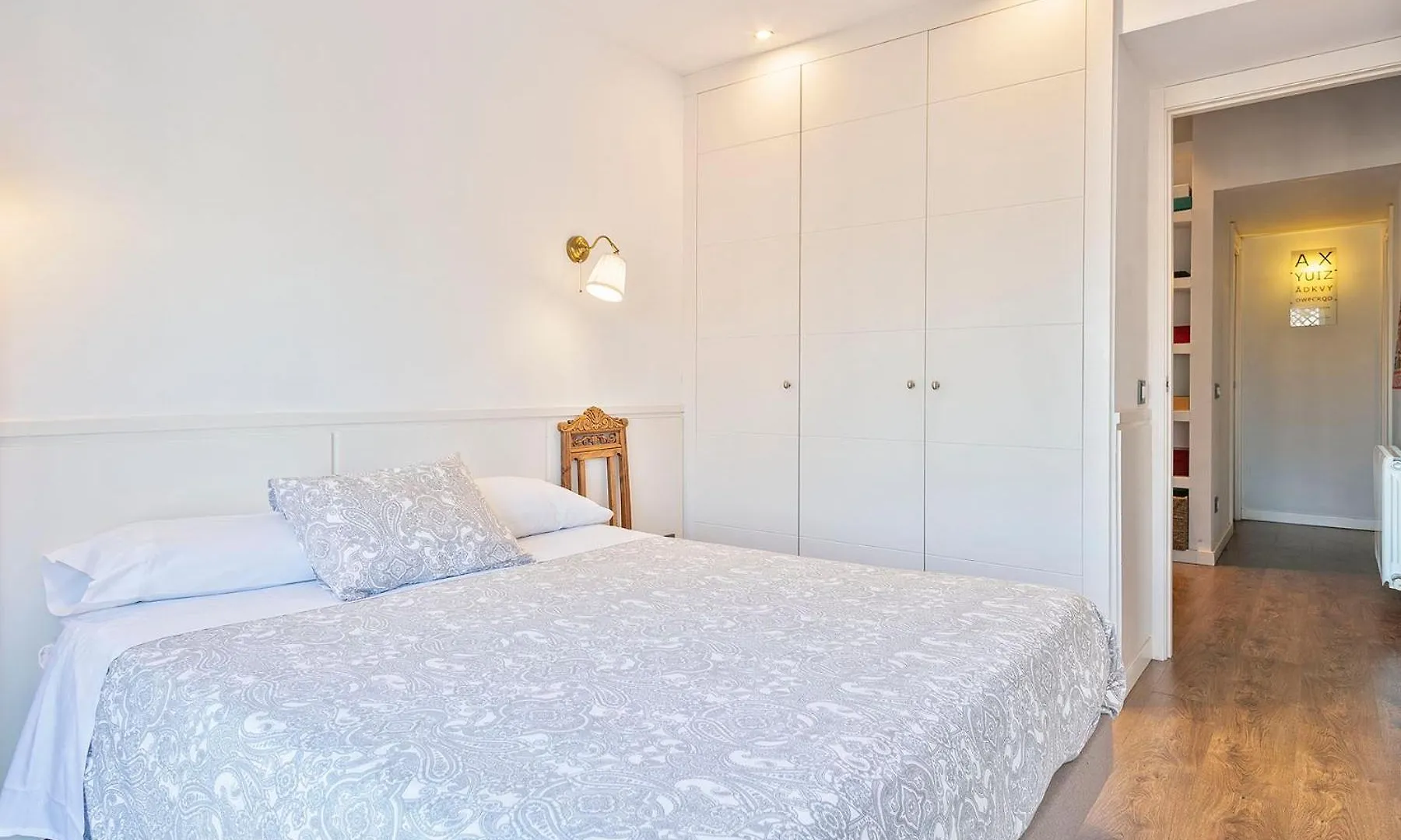 Luxury Muntaner Plaza Apartment Barcelona